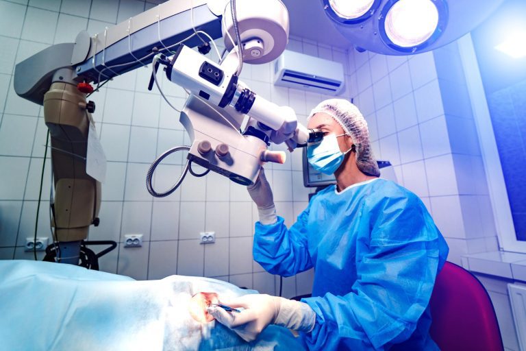 Cataract & Refractive Surgery